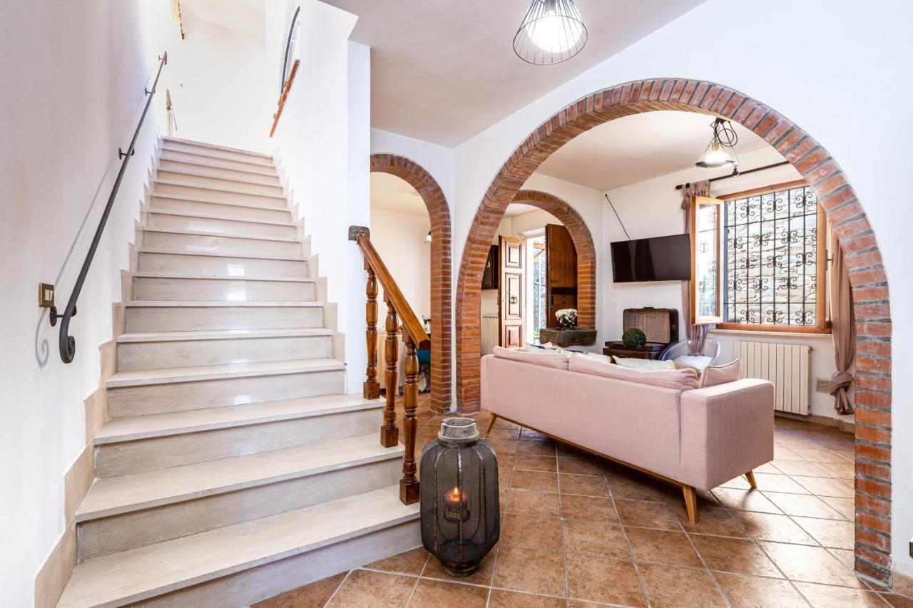Agri Apartment La Terrazza La Ripadoro Chianni Zewnętrze zdjęcie